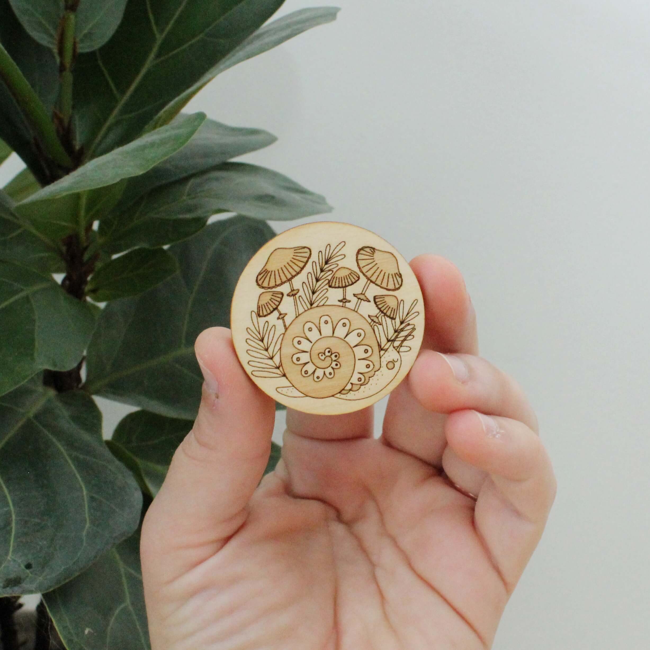 Wood Needle Minder: Snail - Image 4