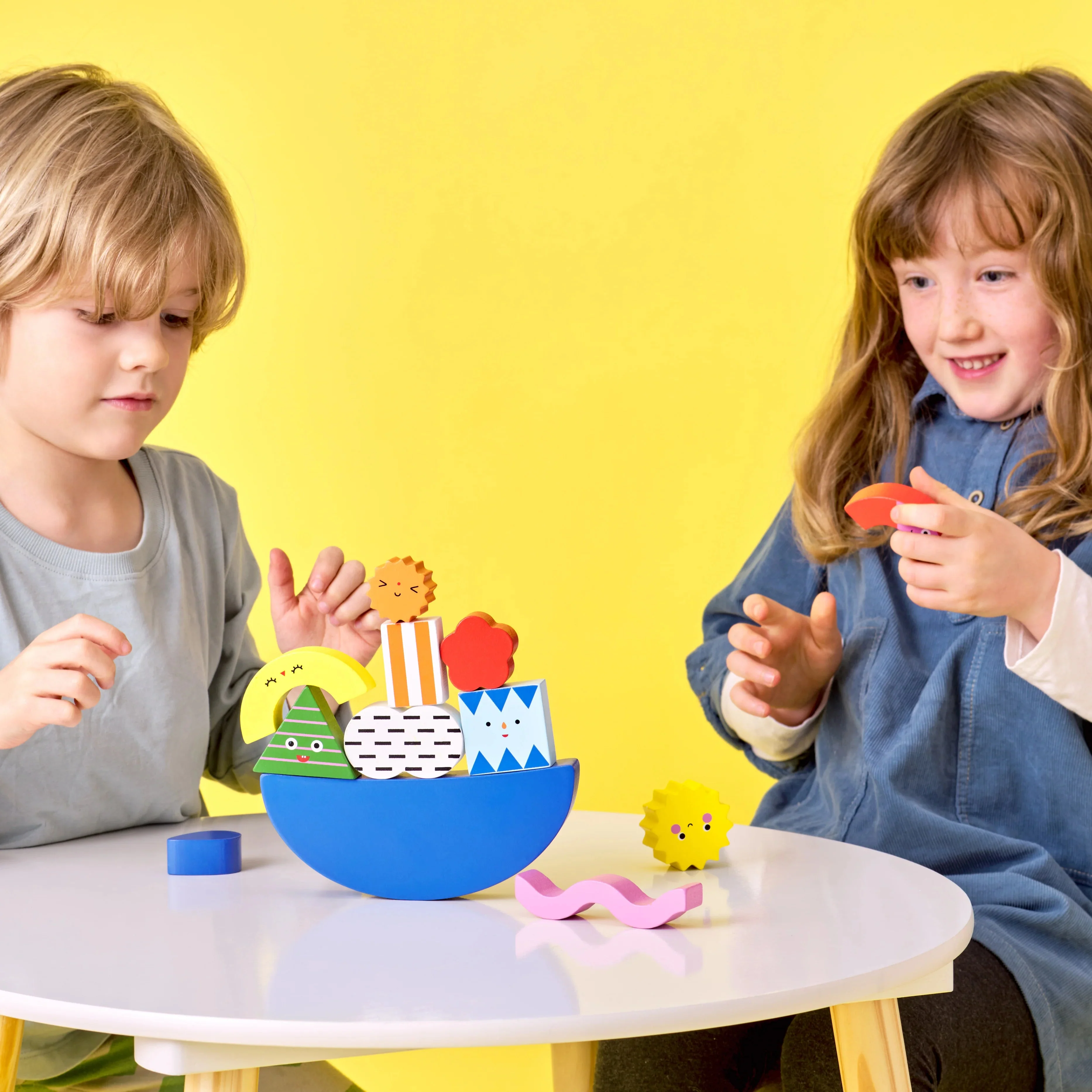 Wooden Balance Game - Teeter Totter Shapes - Image 4