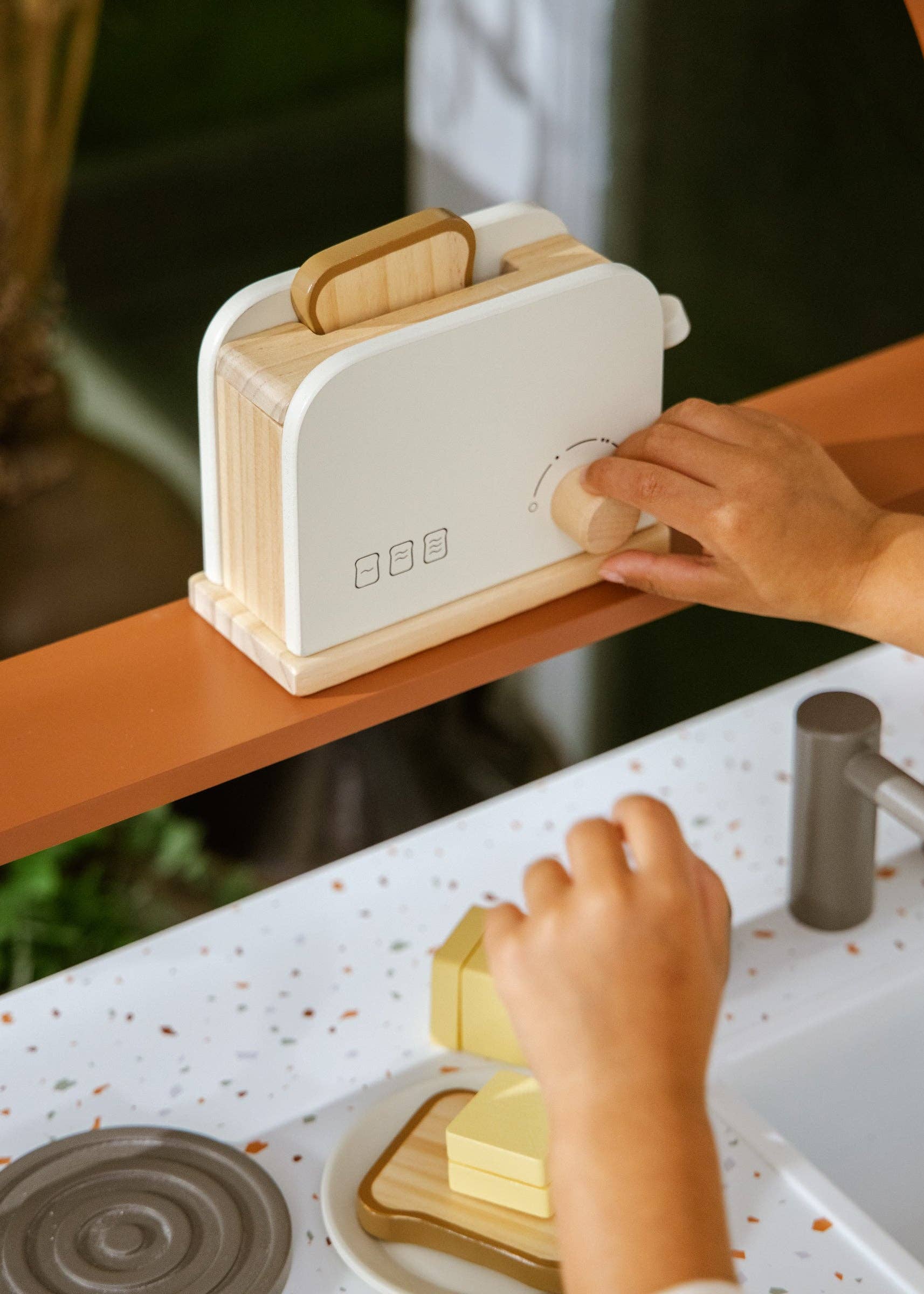 Wooden Toaster - Image 8