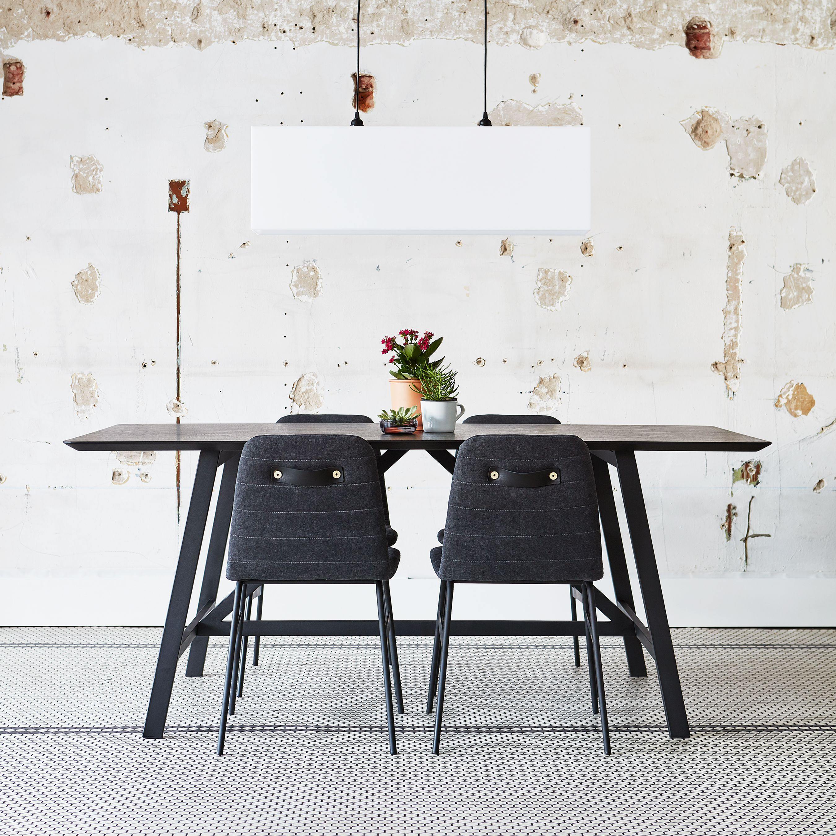 Wychwood Dining Table - Image 3