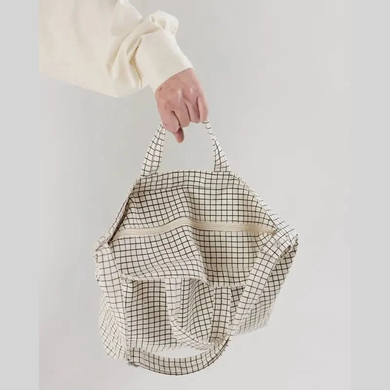 Zip Duck Bag - Horizontal - Image 11