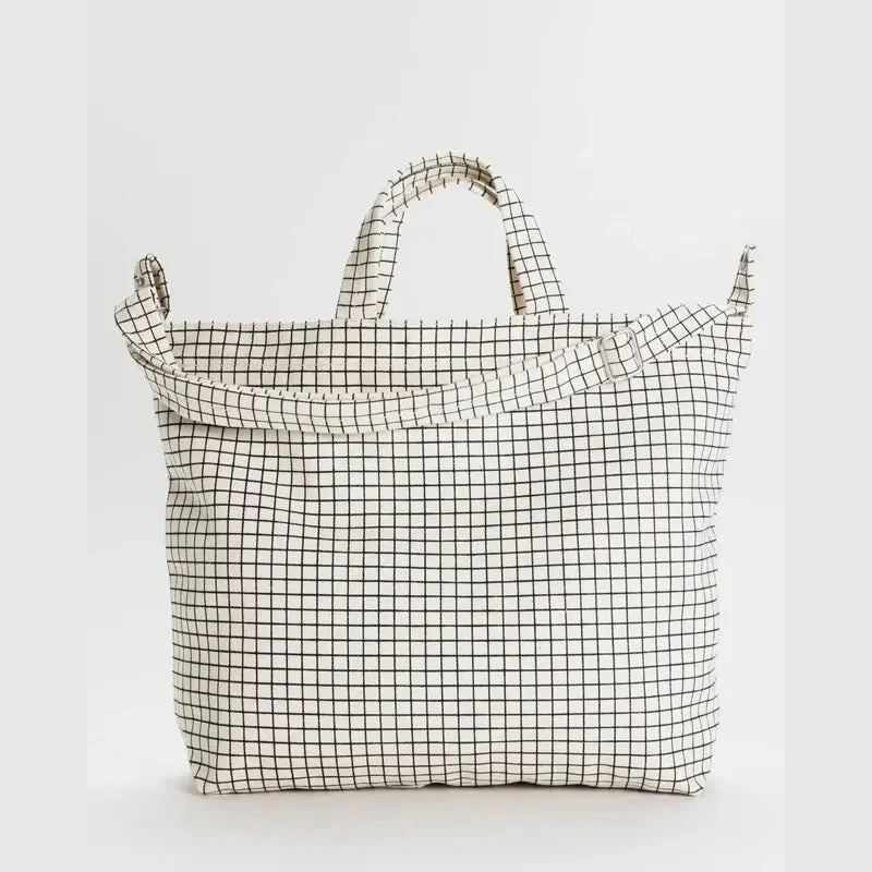 Zip Duck Bag - Horizontal - Image 8